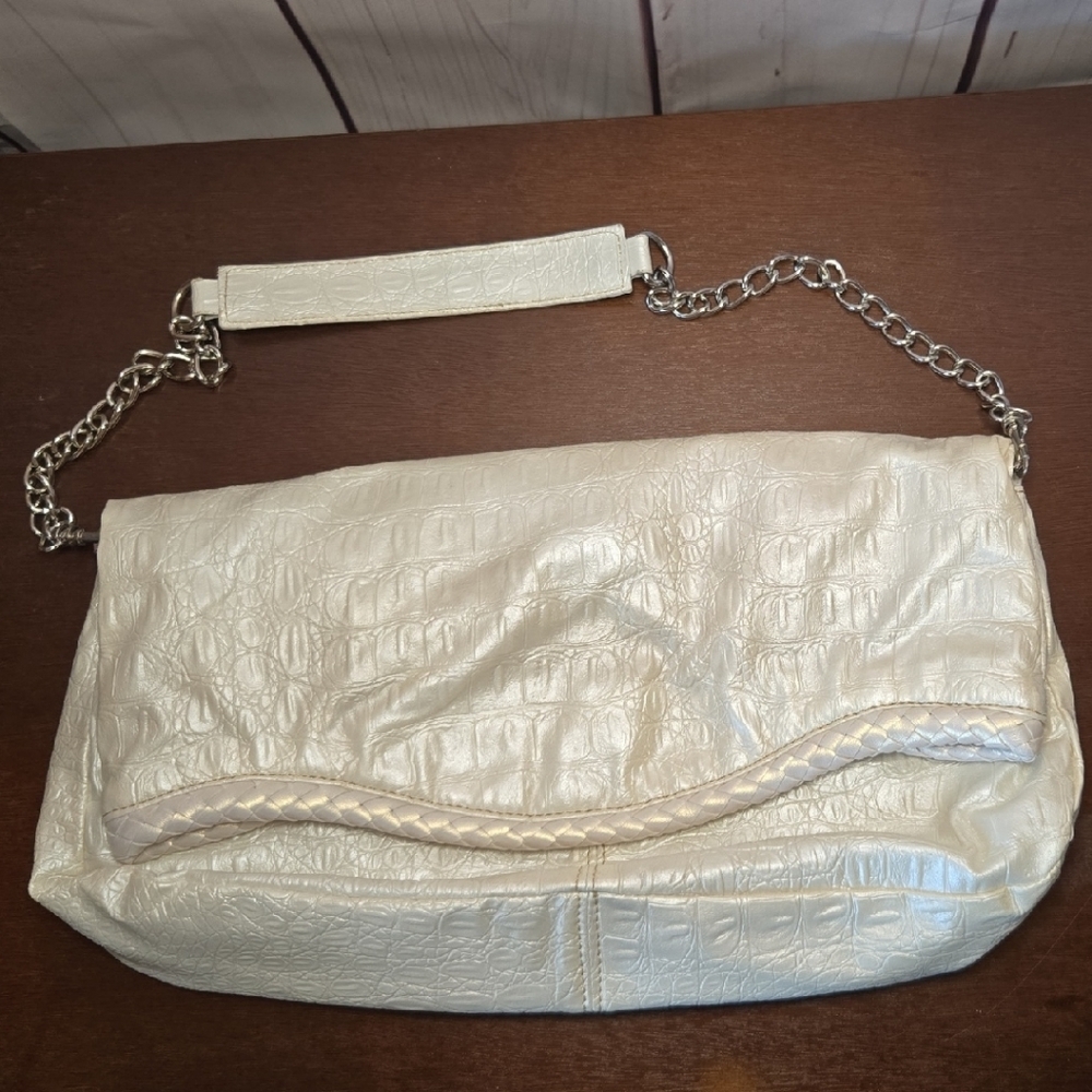Candie's Cream Crocodile Embossed Fold Over Shoulder Bag Chain Strap Y2K Style